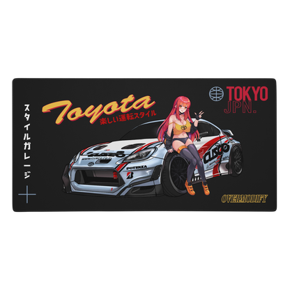TOYOTA LUCKY DRIVERS CLUB DESK MAT